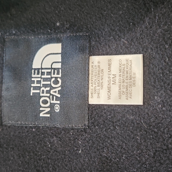 Womens North Face Fleece Jacket - Picture 3 of 4